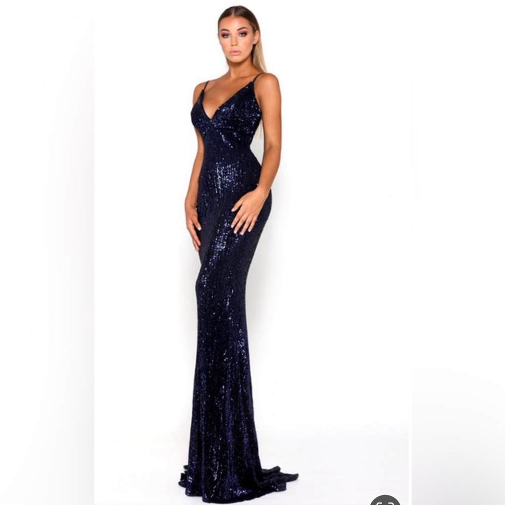 GLISTEN GOWN NAVY -  PORTIA & SCARLETT size 10